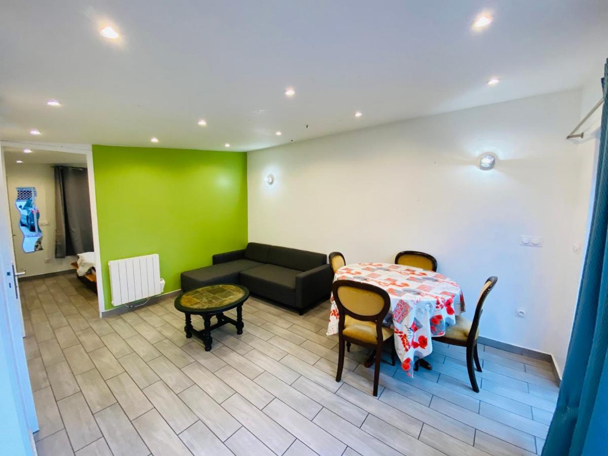 Appt F2 Bis Entiere Avec Parking A Jardin Des Plantes, Rouen